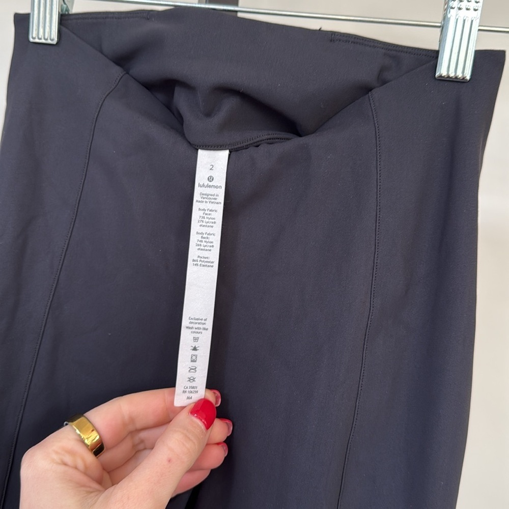 Lululemon trouser leggings size 2 - Picture 4 of 6